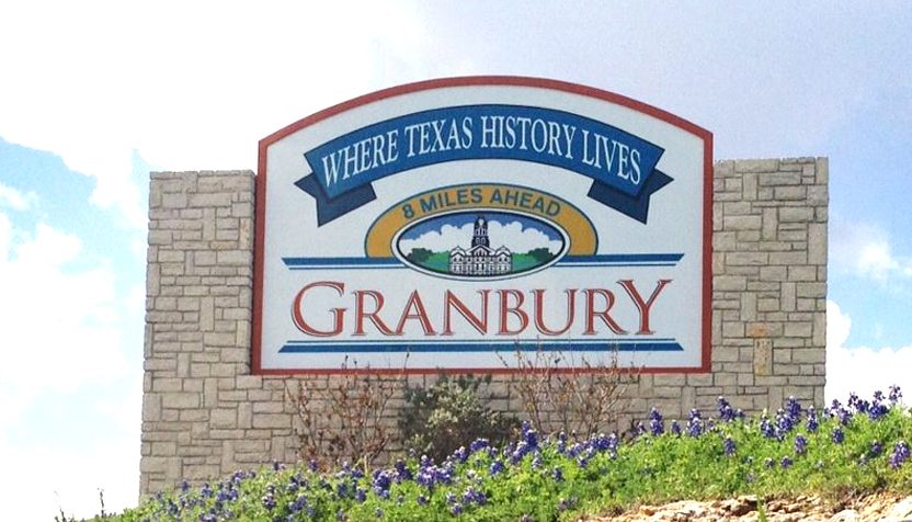 Granbury-Signs-1-832-832×476 Granbury-Signs-1-832-832x476